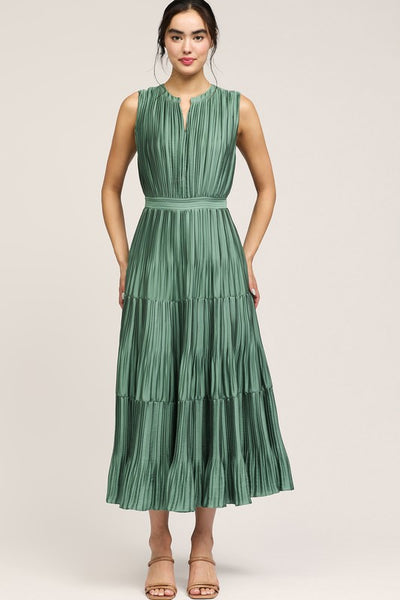 Sleeveless Pleated Dress