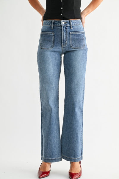 Patch Pocket Flare Jeans - Medium Wash