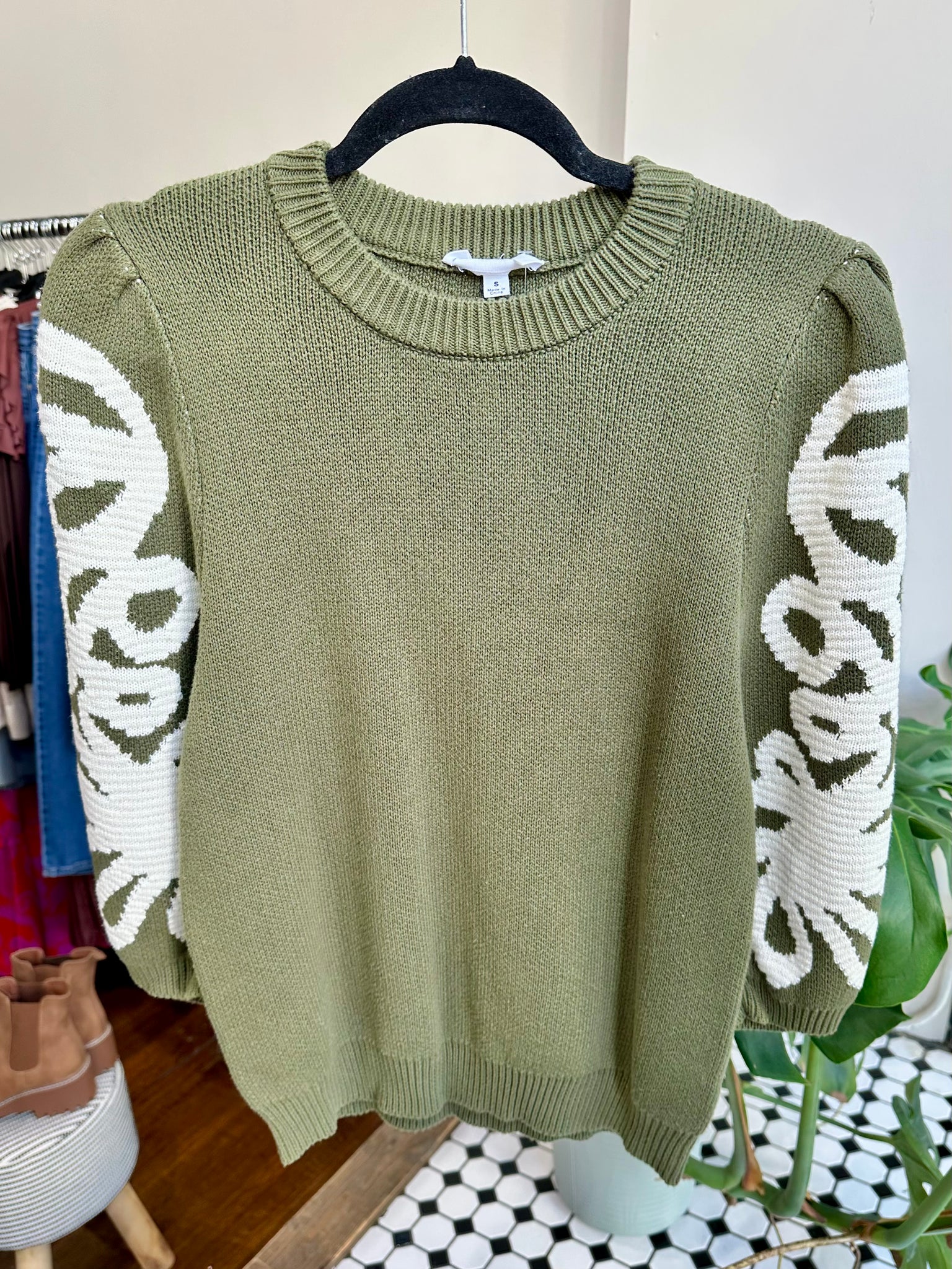 Embroidered Detail Sleeve Sweater