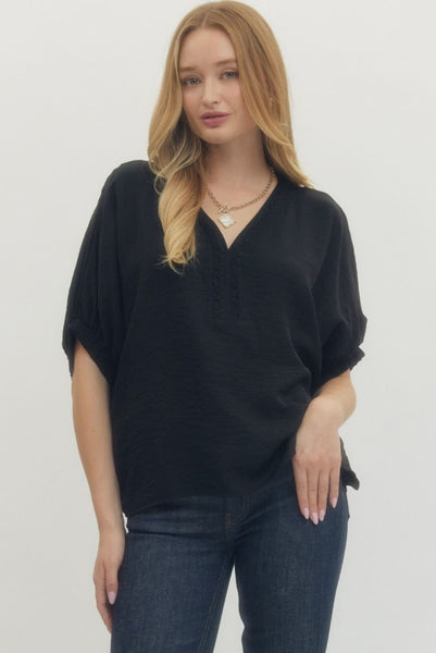 Trenza Detail V-Neck Top - 2 Colors